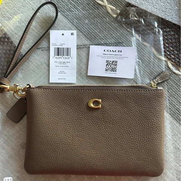 Coach essential wristlet Wallet - Picture 5 of 13